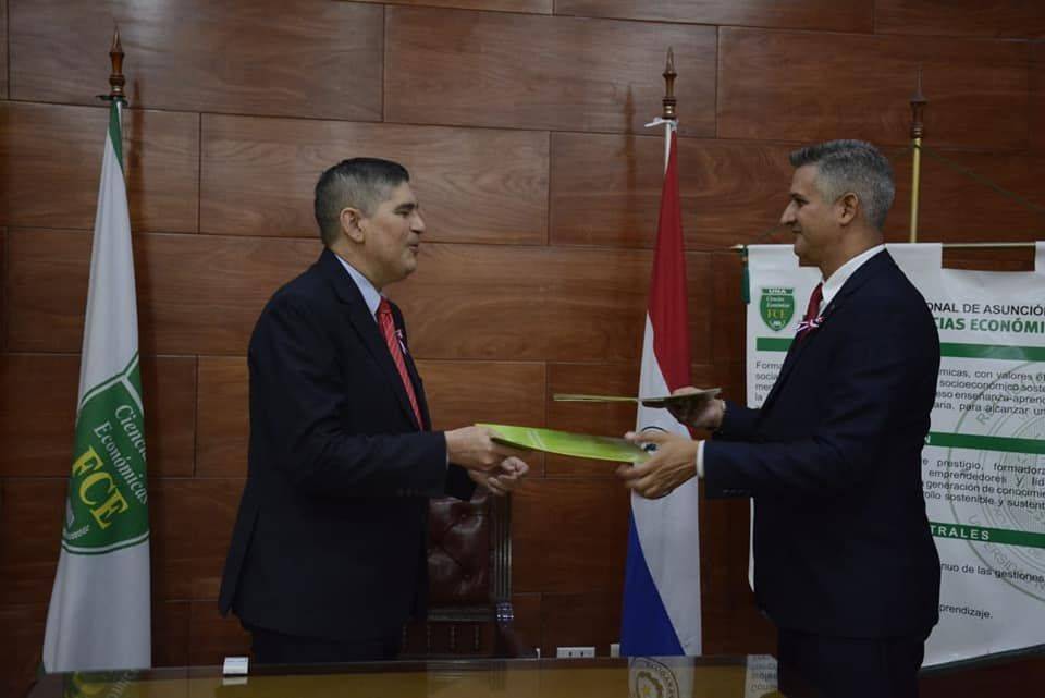 Facultad de Ciencias Económicas - UNA :: FCE UNA e INCOOP firman alianza