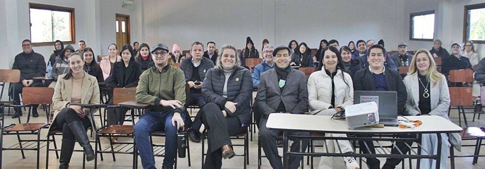 Filial FCE-UNA de Caaguazú realiza charla informativa sobre Extensión Universitaria