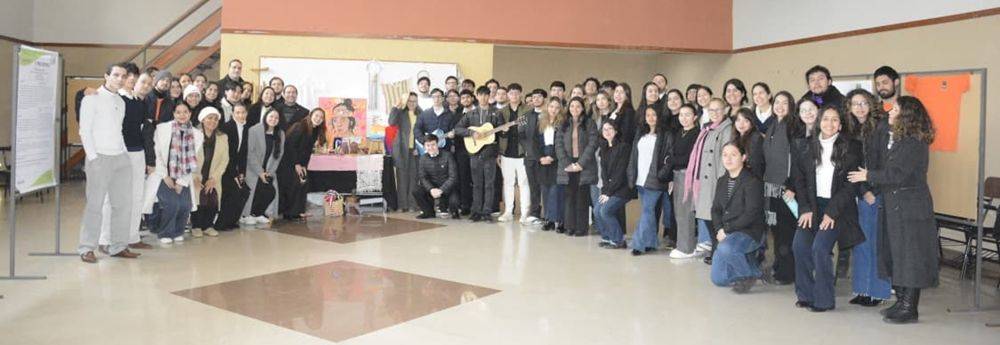 Estudiantes de Economía presentaron resultados preliminares de investigación sobre consumo cultural